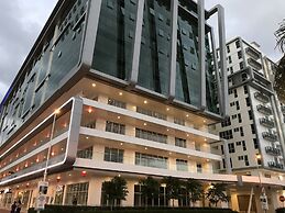 Sunset Seaview Vacation Condos at Infinity Avenue