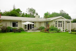 Cherry Berry Lodge