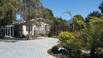 Cherry Berry Lodge