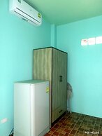 Pek House