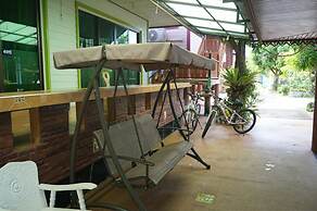 Three Moons Homestay