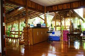 Jorakae Sampan Resort