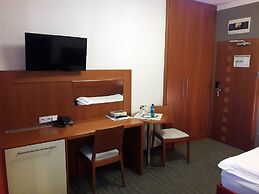 Hotel KATERAIN