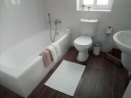 The Edge Apartment
