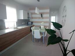 The Edge Apartment
