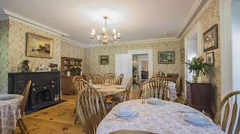 Brinckerhoff Inn