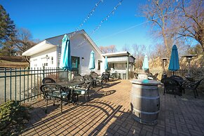 Brinckerhoff Inn