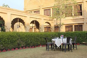 Mahadev Palace