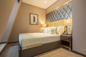 MeraPrime Gold Design Hotel