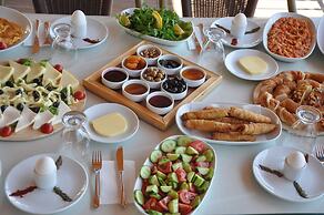 Lacivert Boutique Hotel