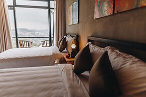 The Dalat Shelter