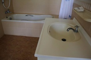 Wattana Resort