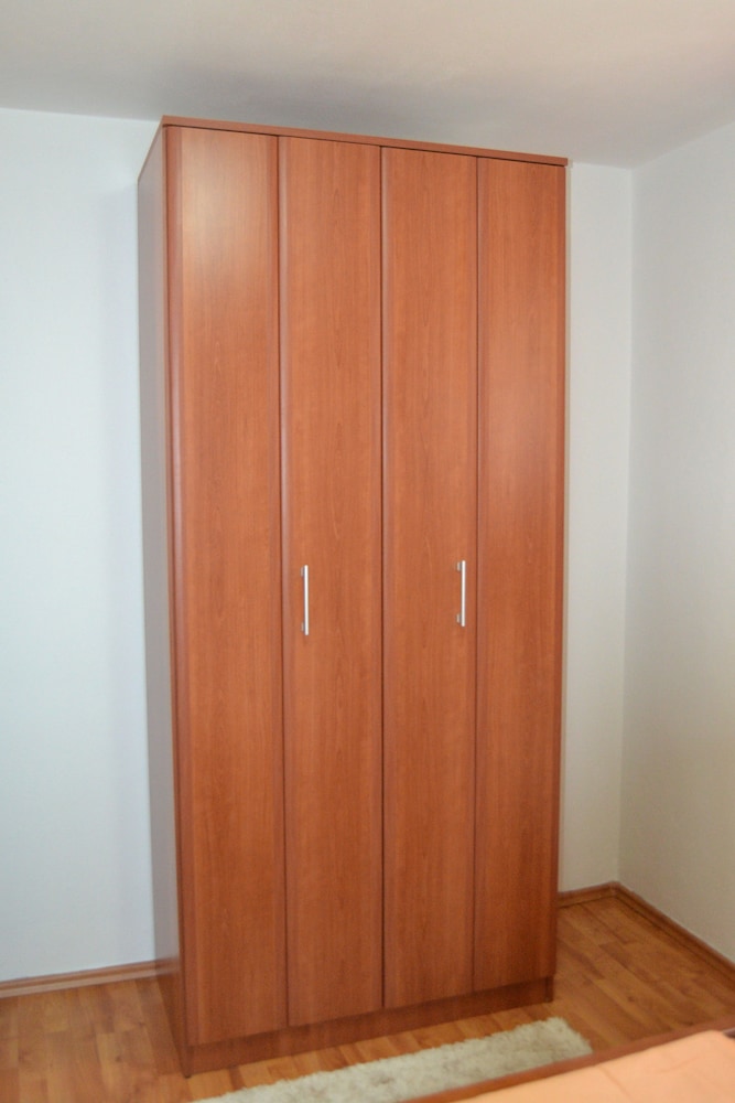 Apartments Dobrisa