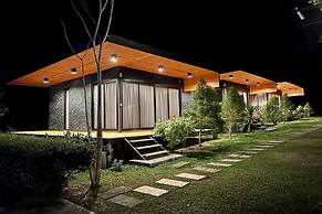 Forest Hill Resort