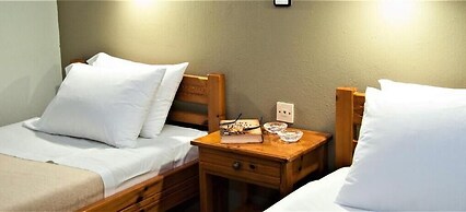 Varouxakis Hotel