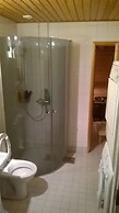 Spacious 4 Room Apartment & Sauna