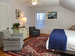 Harbourside Inn
