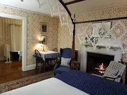 Harbourside Inn