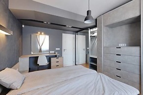 Funky Flat