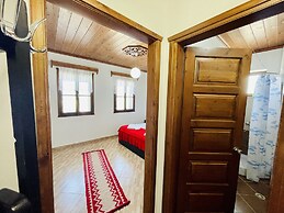 Denis Guest House