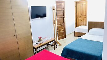 Denis Guest House