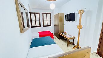 Denis Guest House
