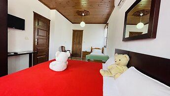 Denis Guest House