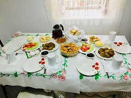 Denis Guest House