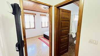 Denis Guest House