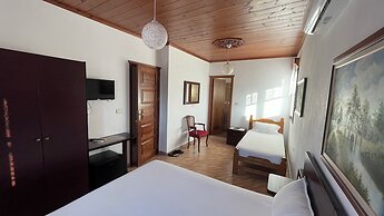 Denis Guest House