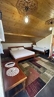 Denis Guest House