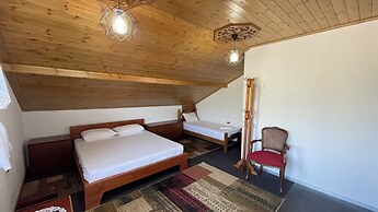 Denis Guest House