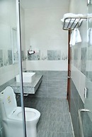 Phi Long Hotel