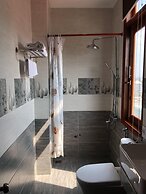 Phi Long Hotel