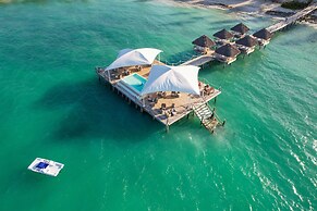 Blue Moon Resort