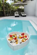 Blue Moon Resort