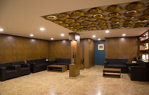 Hotel Mount Regency