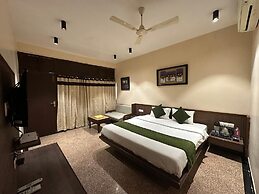 Hotel Mount Regency