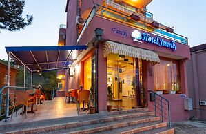 Family Hotel Jemelly