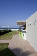 Phaedra Hotel