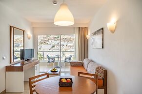 Apartamentos Cabau Altair