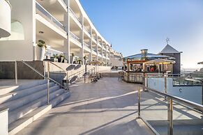 Apartamentos Cabau Altair