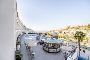 Apartamentos Cabau Altair