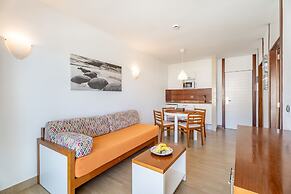 Apartamentos Cabau Altair