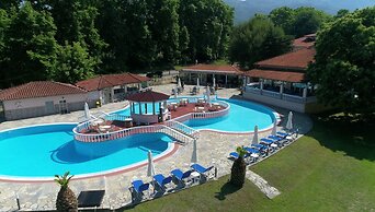 Sintrivanis Beach Resort
