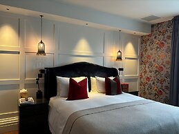 Manor House Lindley