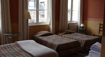 Hôtel Henri IV