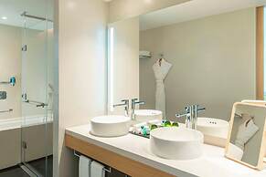 Aloft by Marriott Dubai Creek
