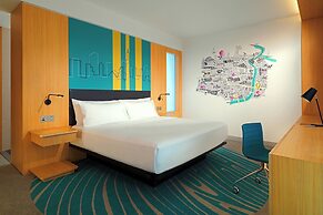 Aloft by Marriott Dubai Creek