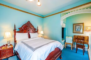 Amethyst Inn at Regents Park